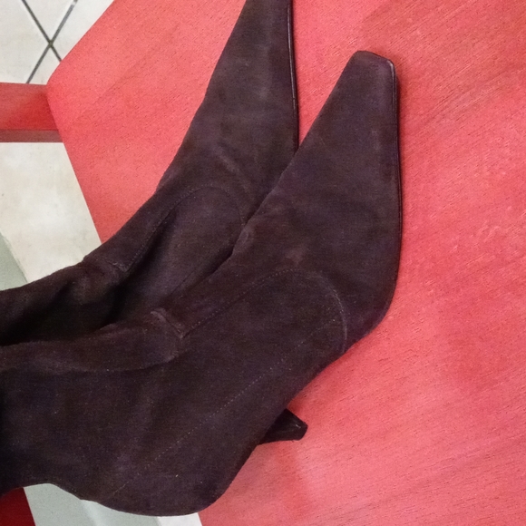 FINAL PRICE DROP NWOT Stuart Weitzman Brown Leather point toe high heel boots - Picture 2 of 6